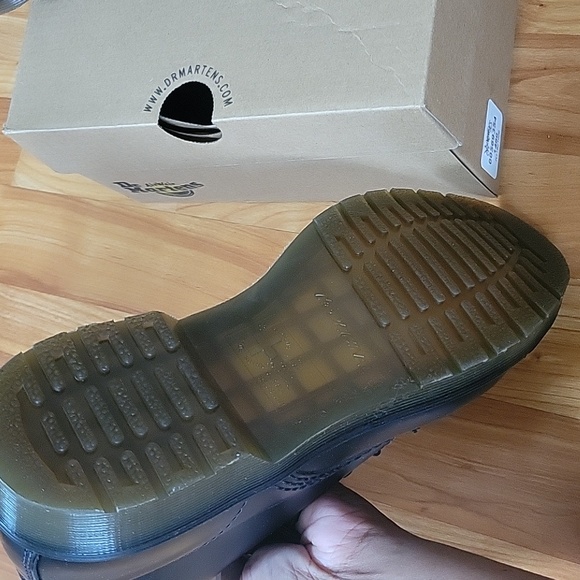 Women's Dr. Martens - Picture 9 of 9